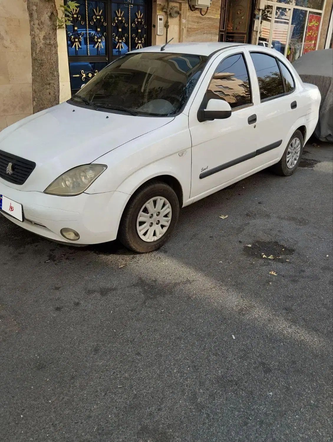 تیبا صندوق دار SX - 1392