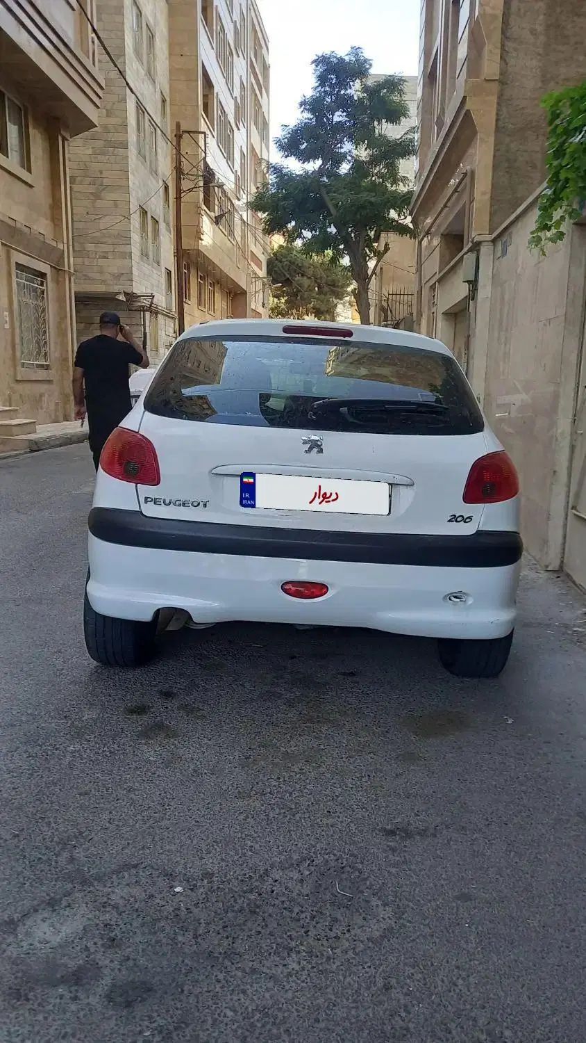 پژو 206 تیپ 5 - 1390