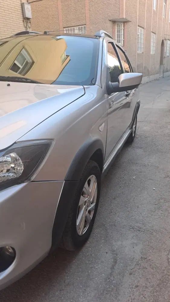کوییک R دنده‌ای - 1399