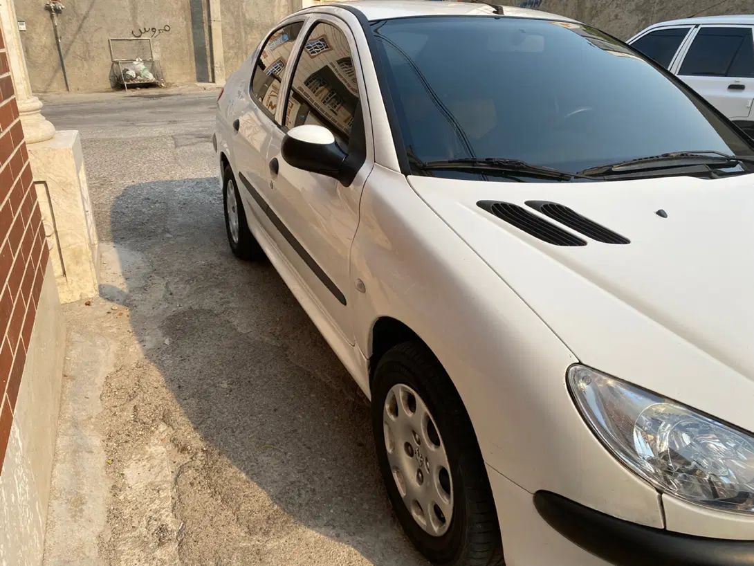پژو ۲۰۶ صندوق دار v8 - 1396