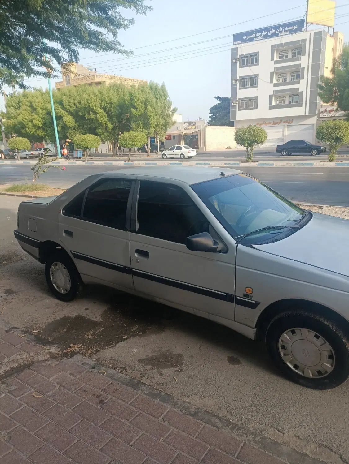 پژو 405 GL - 1379