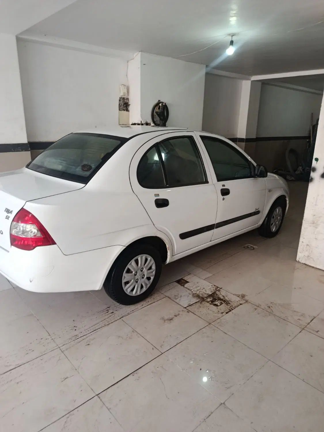 تیبا صندوق دار SX - 1393