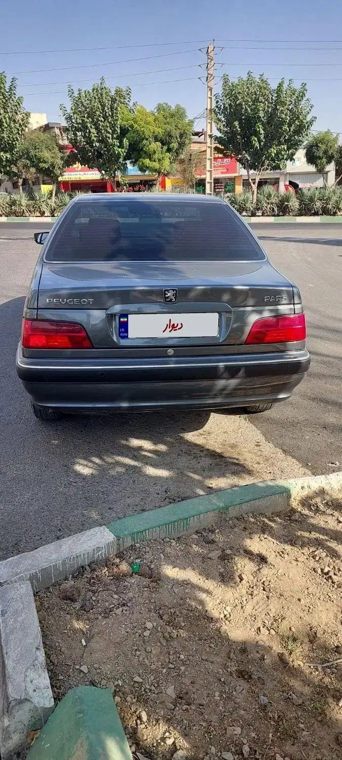 پژو پارس XU7P - 1402