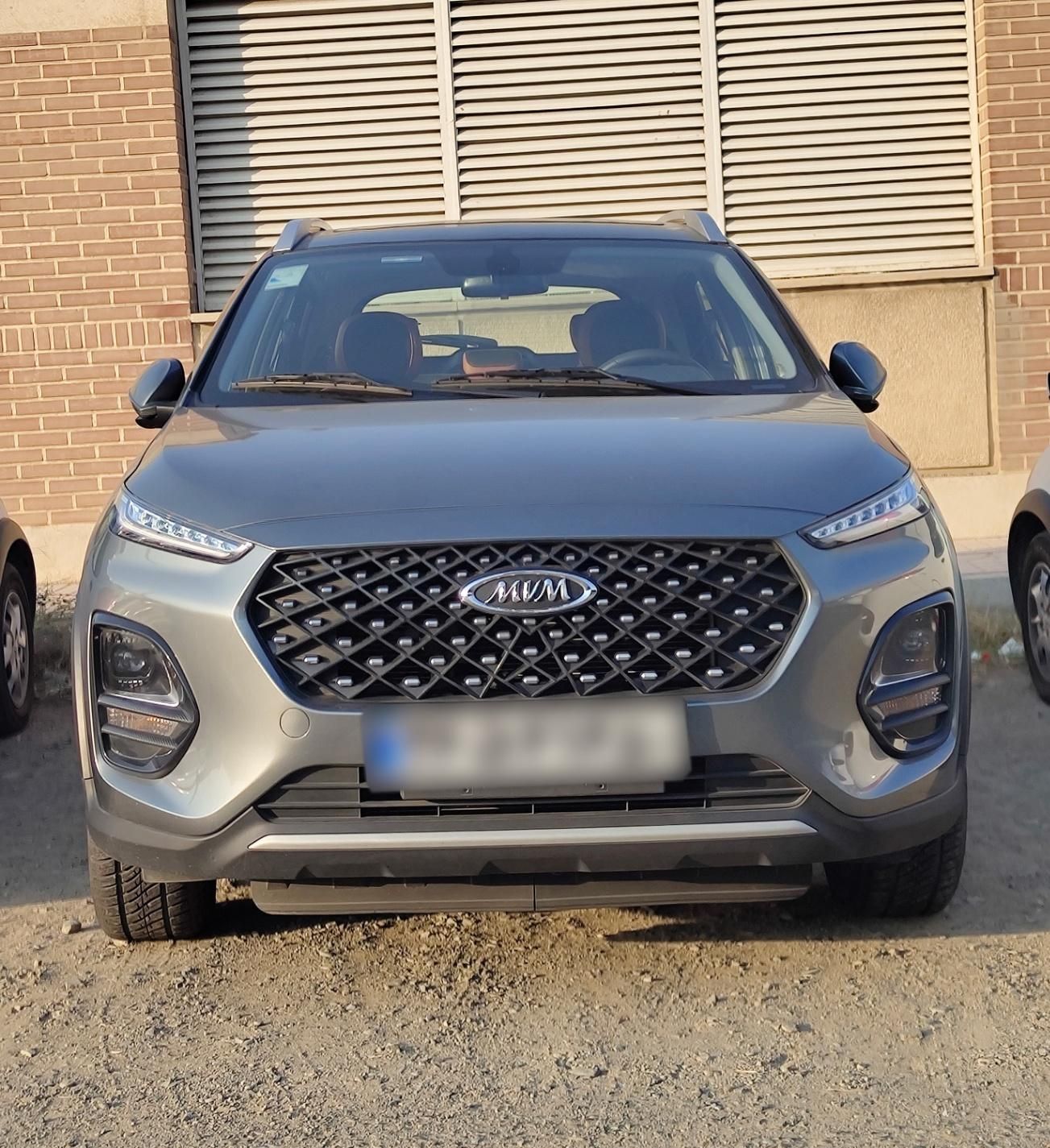 ام وی ام X22 پرو دنده‌ای - 1404