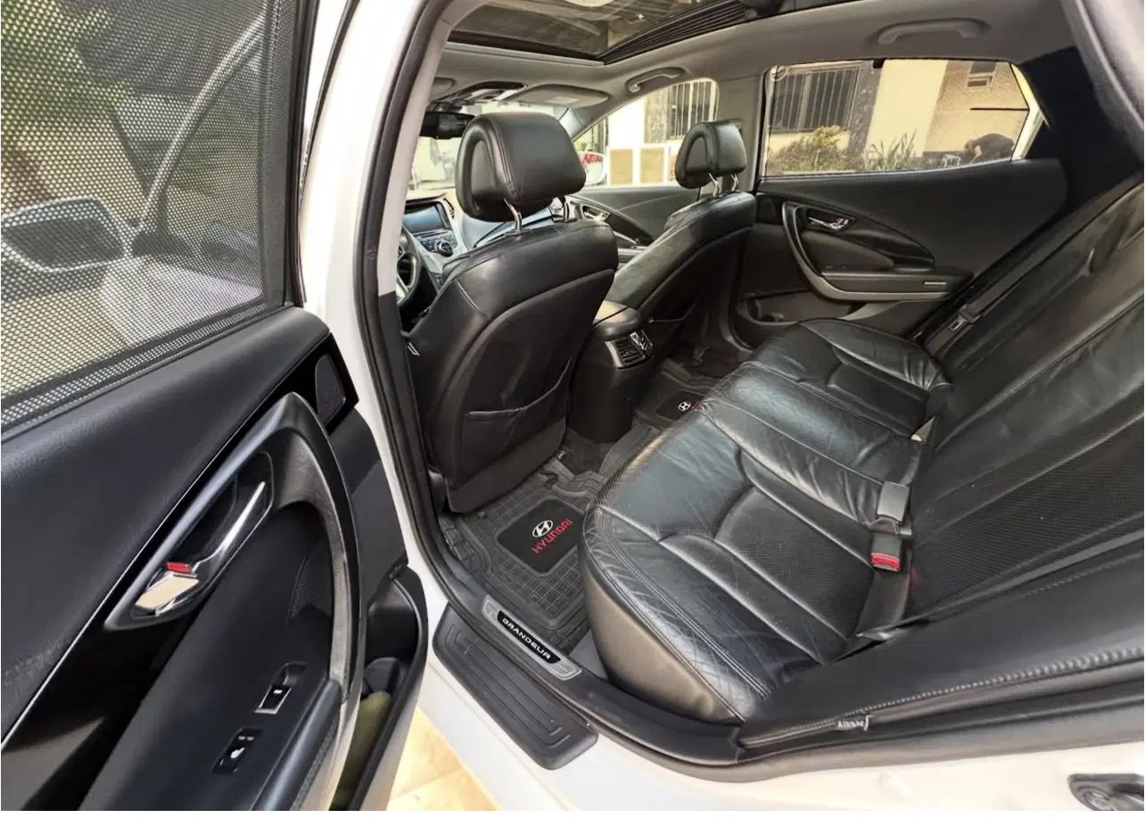 هیوندای آزرا (گرنجور) 3000cc - 2012