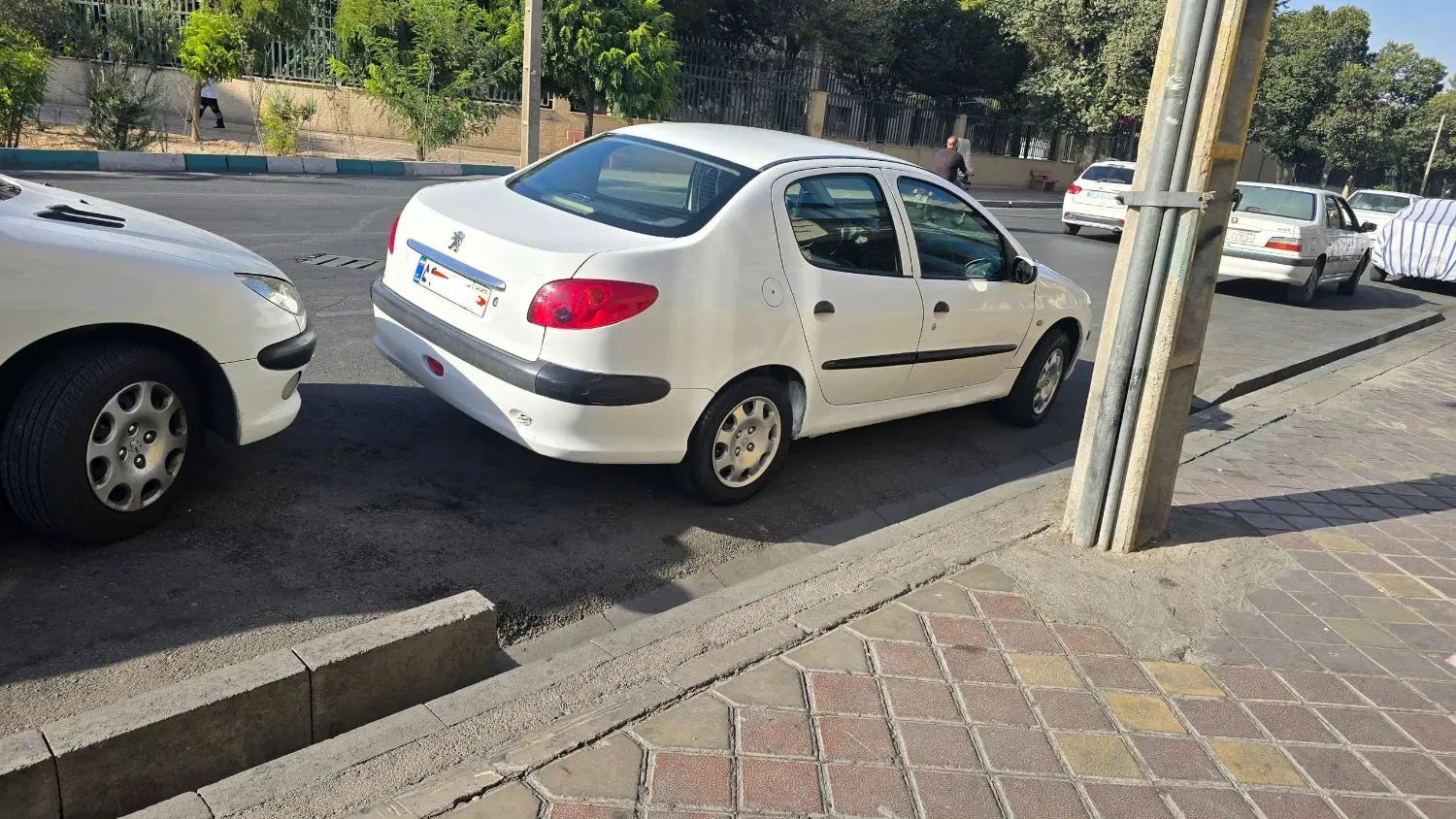 پژو ۲۰۶ صندوق دار v20 - 1390