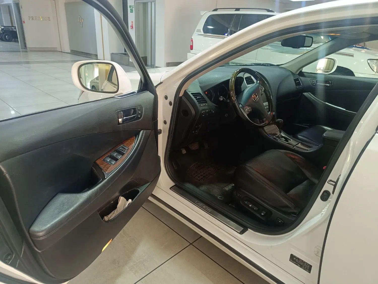 لکسوس ES 350 - 2010