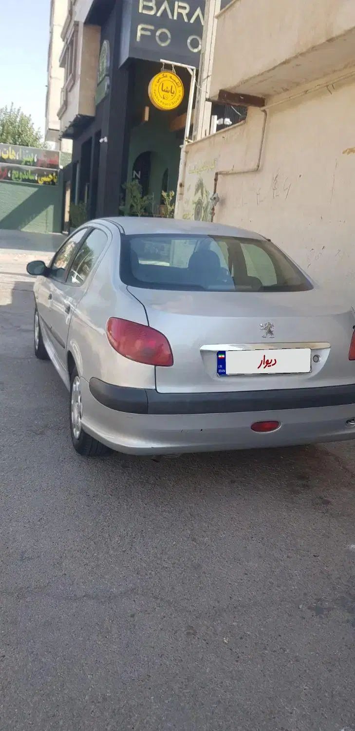 پژو ۲۰۶ صندوق دار v8 - 1386