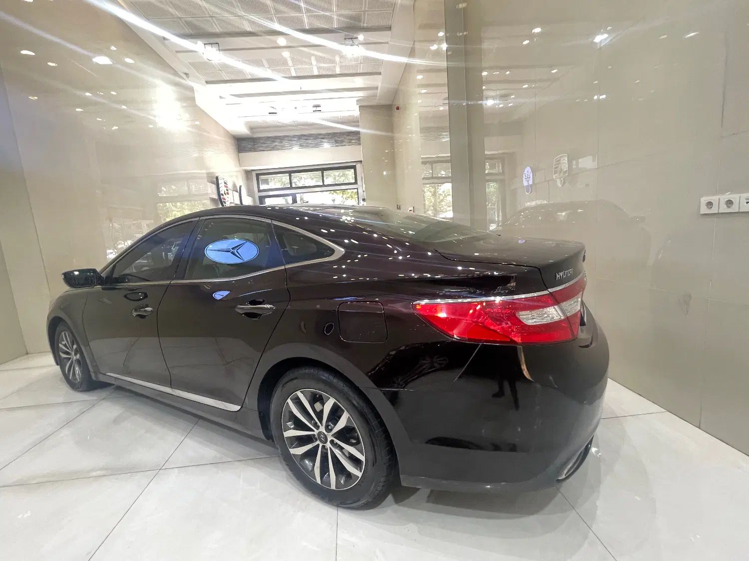 هیوندای آزرا (گرنجور) 3000cc - 2012