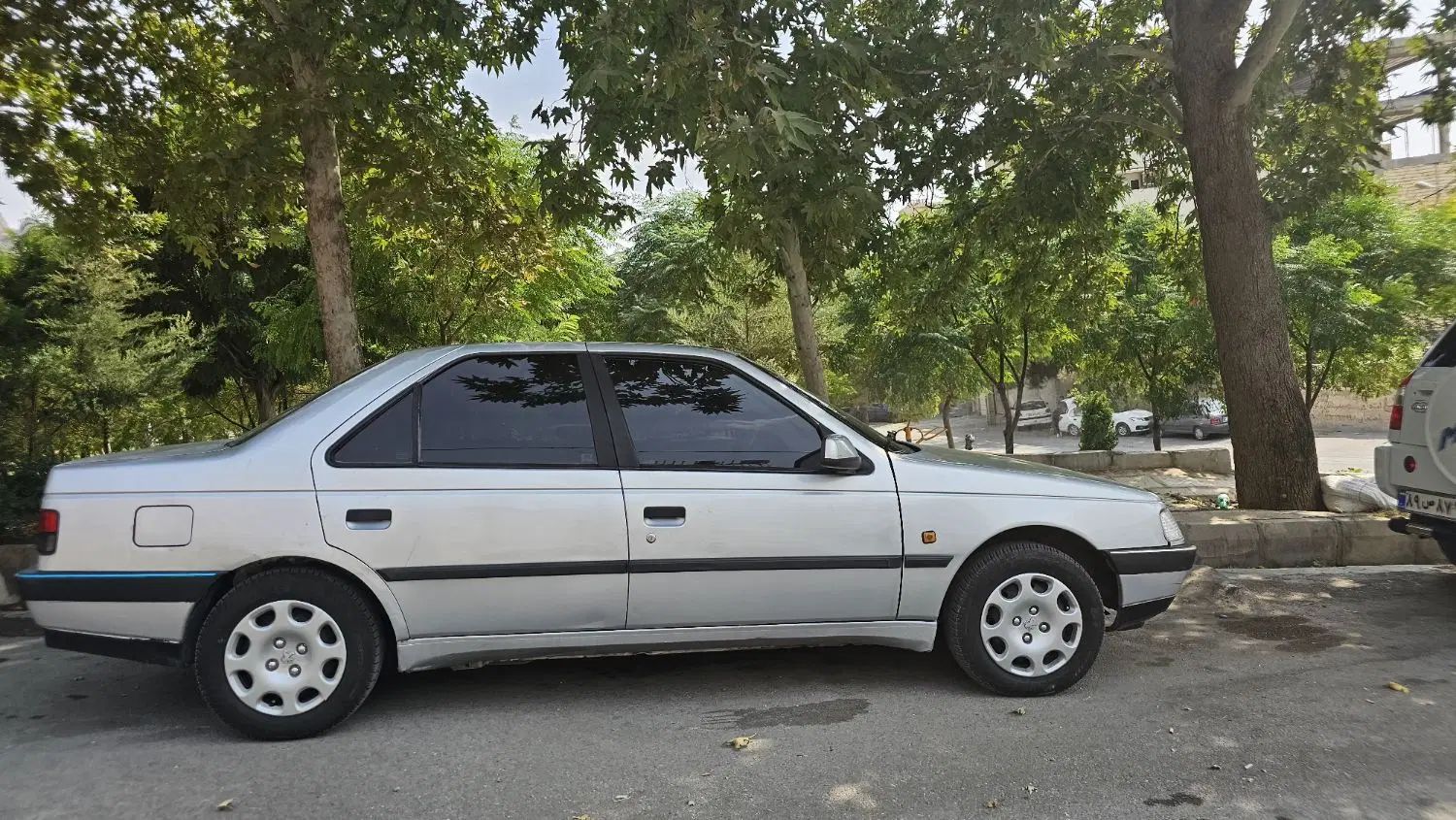 پژو 405 GLX - دوگانه سوز - 1390