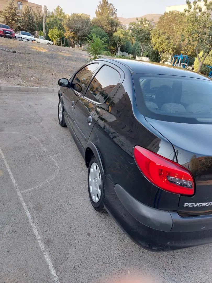 پژو ۲۰۶ صندوق دار v8 - 1395