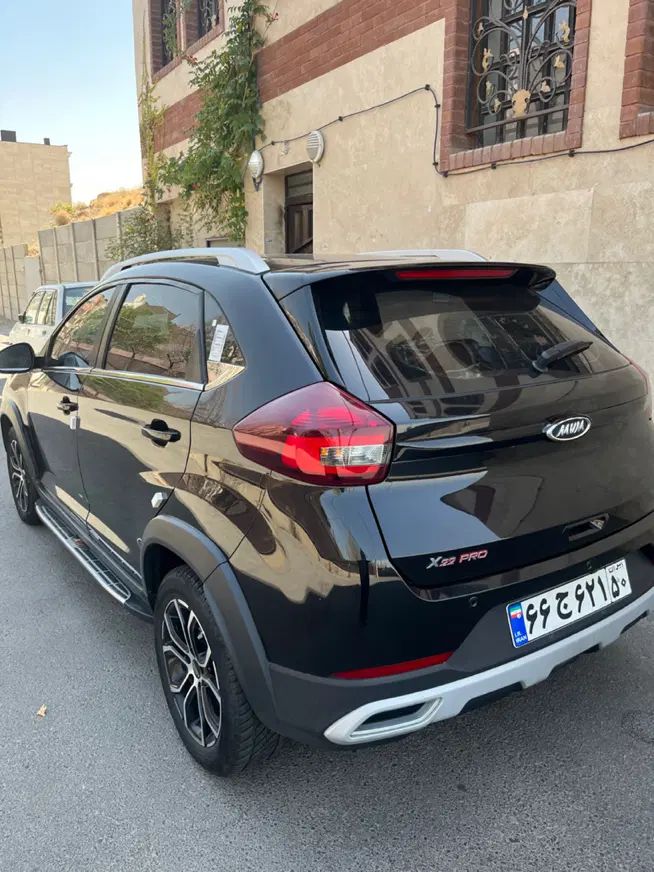 ام وی ام X22 پرو دنده‌ای - 1401