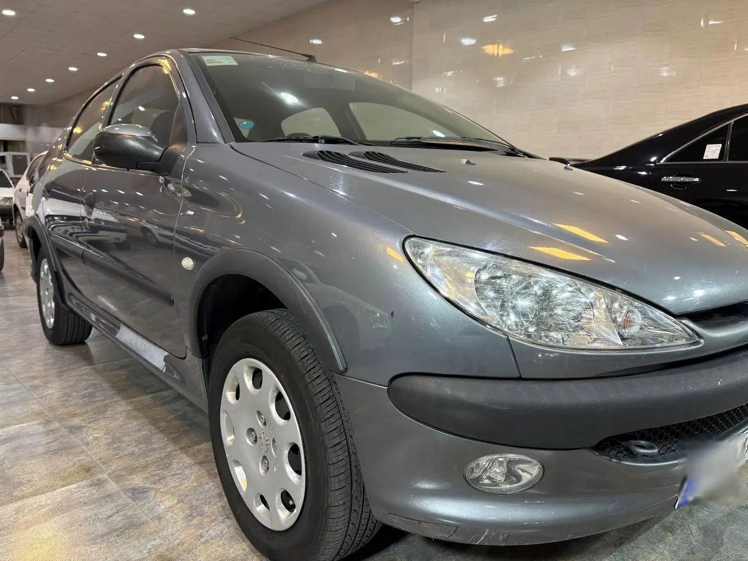 پژو ۲۰۶ صندوق دار v8 - 1399