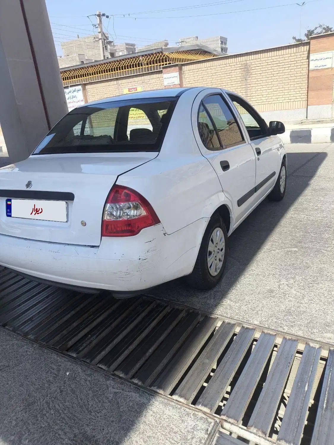 تیبا صندوق دار SX - 1393