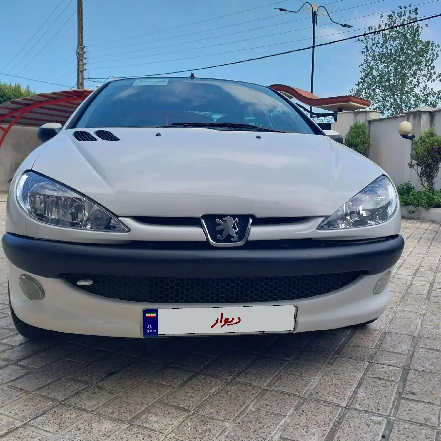 پژو ۲۰۶ صندوق دار v8 - 1390