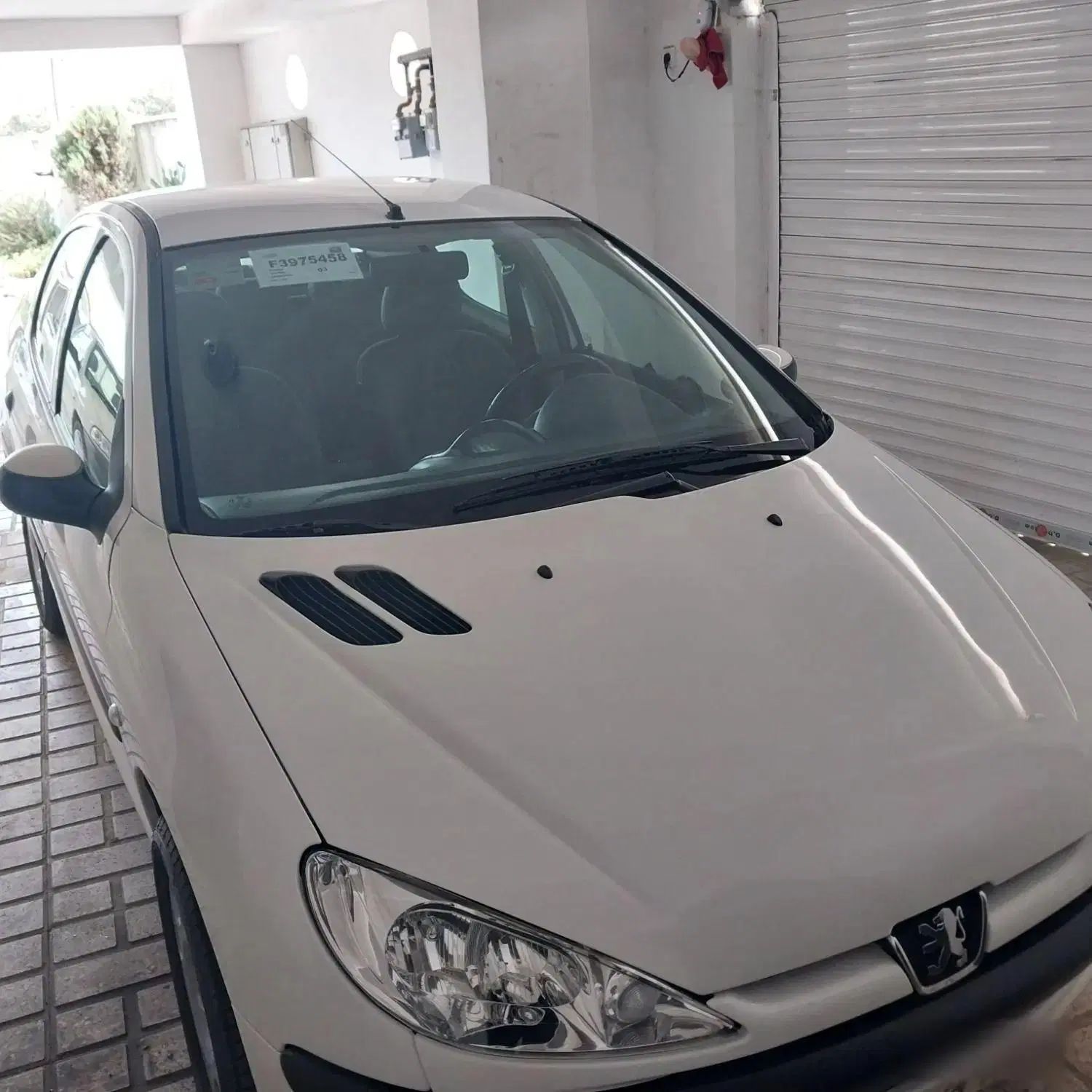 پژو ۲۰۶ صندوق دار v8 - 1390
