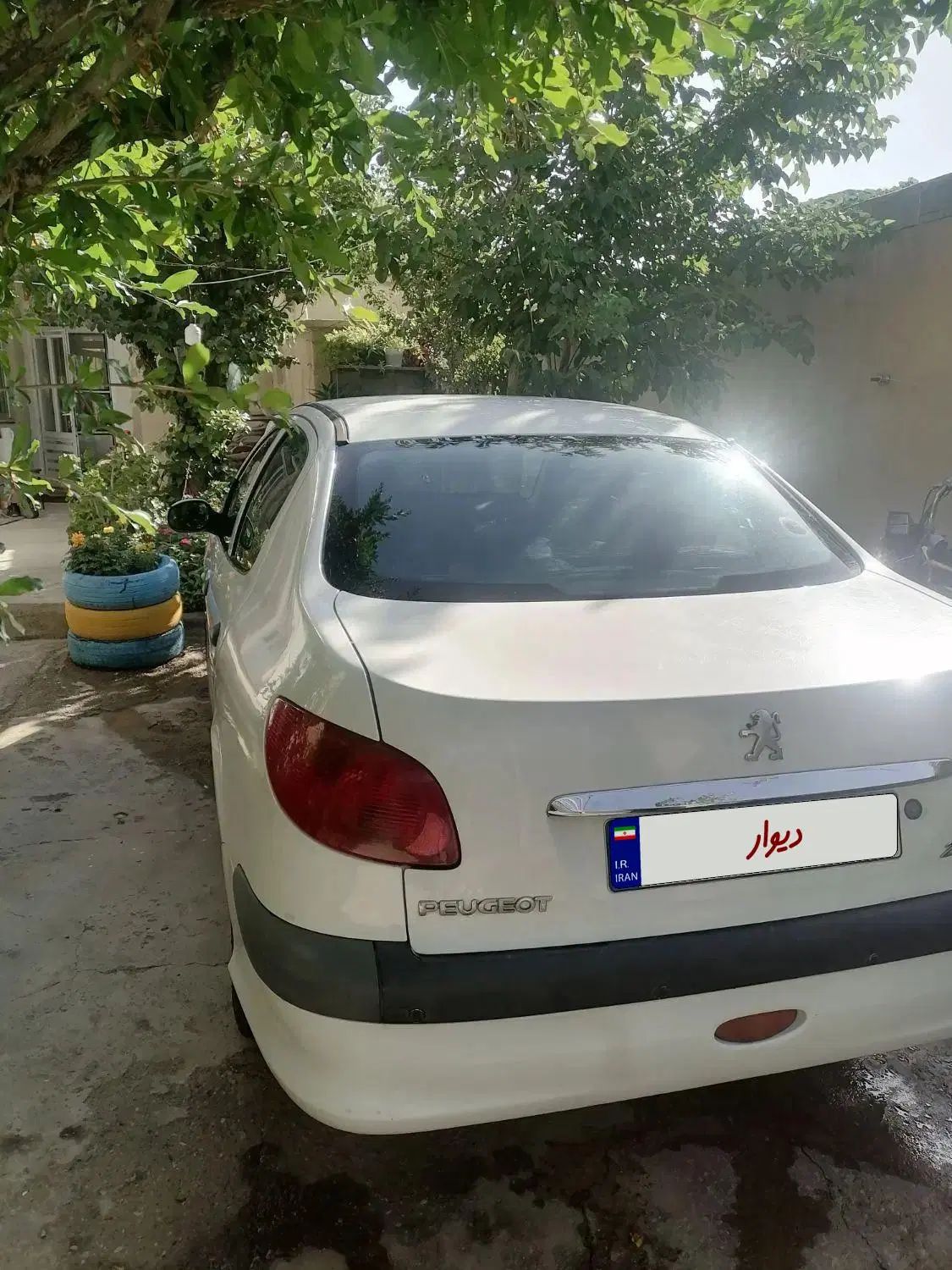 پژو ۲۰۶ صندوق دار v8 - 1392