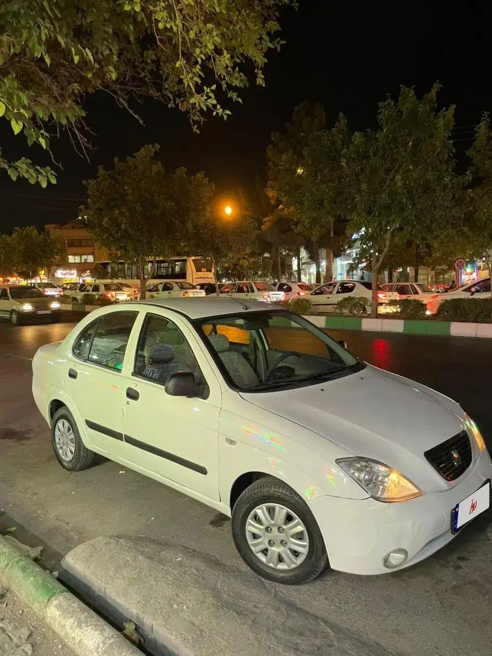 تیبا صندوق دار SX - 1395