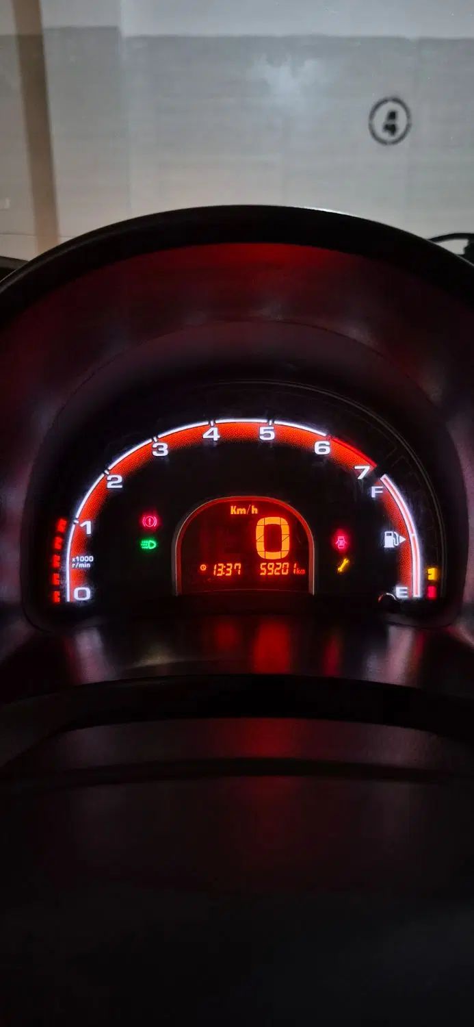 ام وی ام 110S لاکچری(فول) - 1395