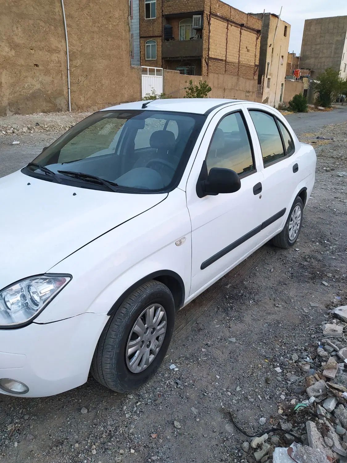 تیبا صندوق دار SX - 1394