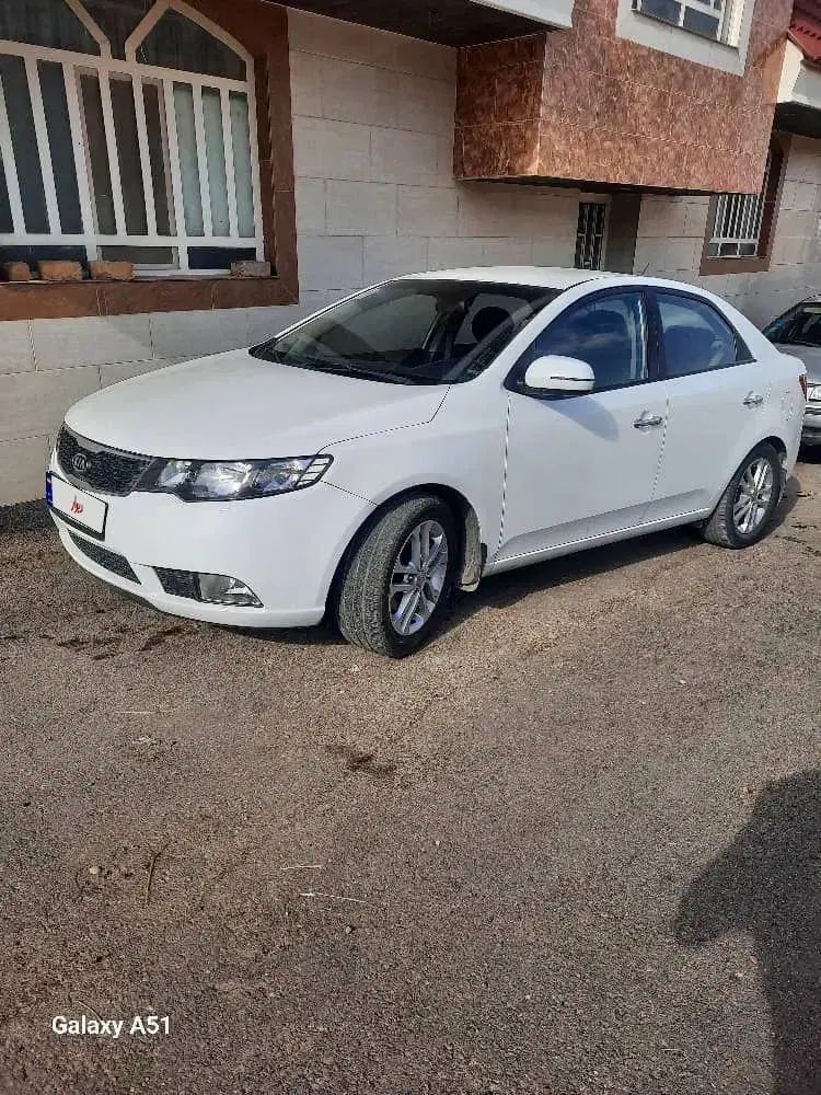 کیا سراتو 2.0 لیتر اتوماتیک GT لاین - 2016