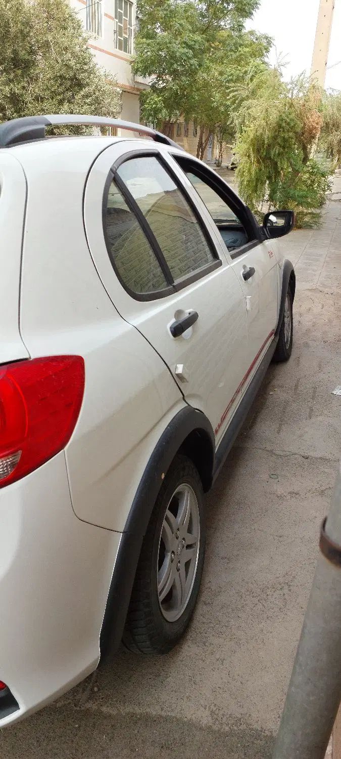 خودرو کوییک، R آگهی ann_20321742