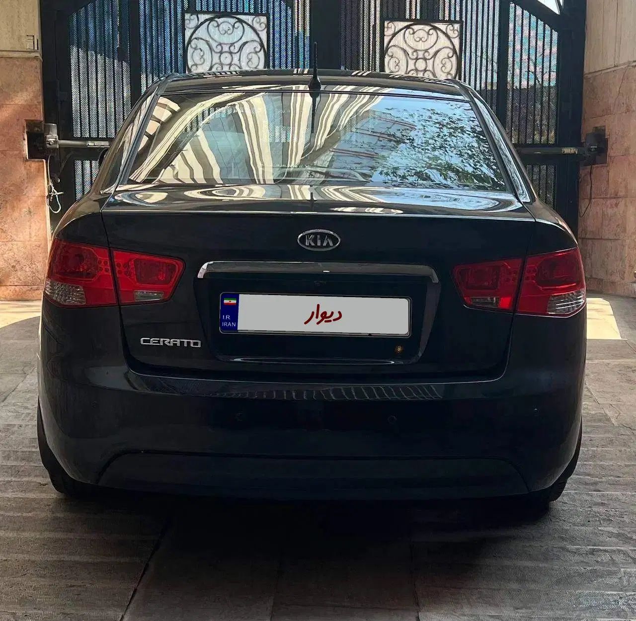 کیا سراتو 2.0 لیتر اتوماتیک GT لاین - 2016