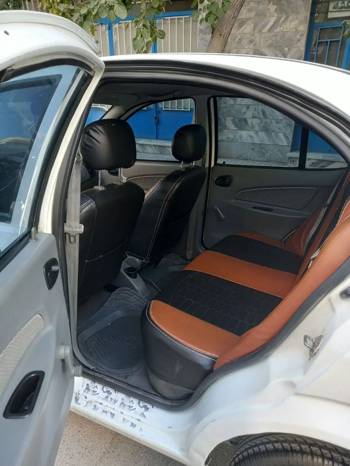 تیبا صندوق دار SX - 1396