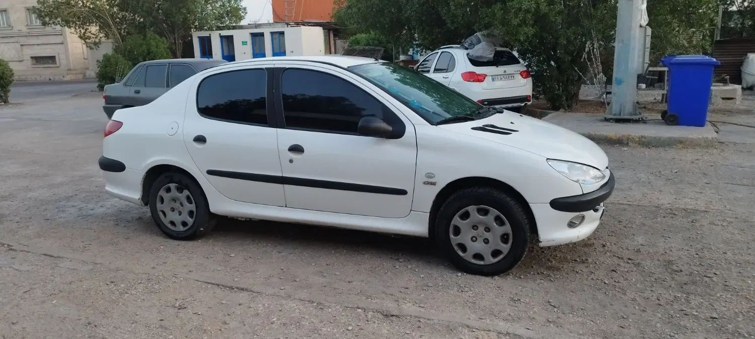 پژو ۲۰۶ صندوق دار v8 - 1390