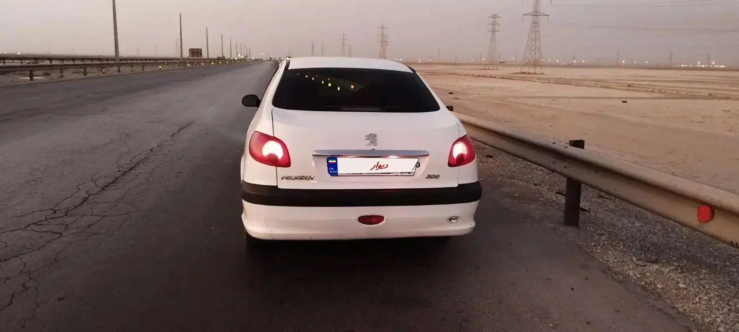 پژو ۲۰۶ صندوق دار v8 - 1390