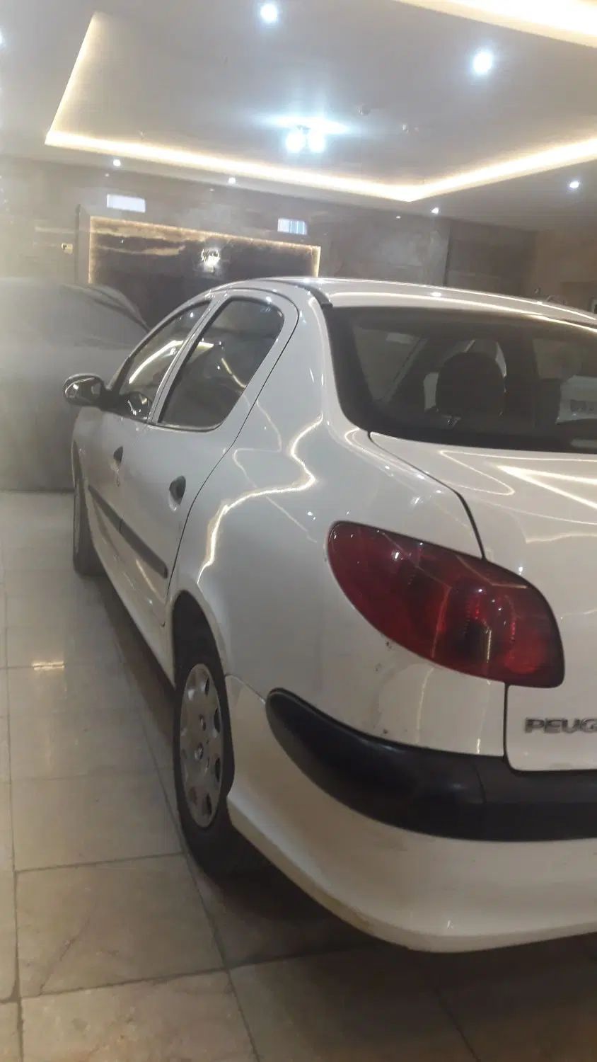 پژو ۲۰۶ صندوق دار v8 - 1396