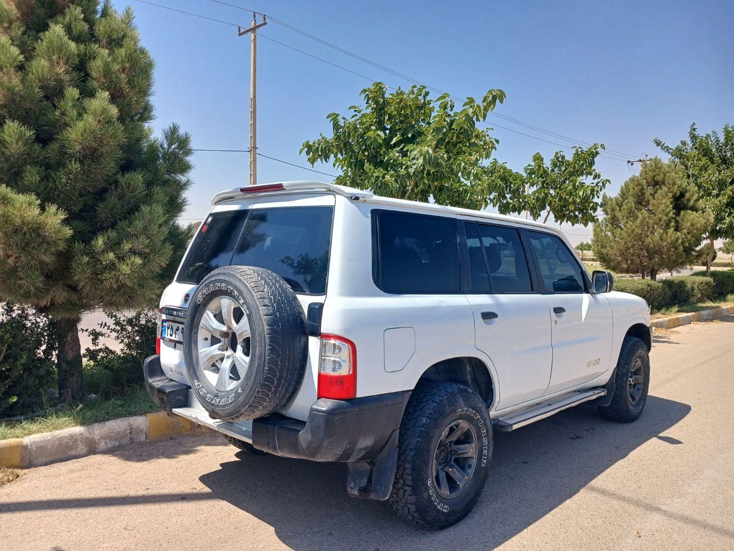 نیسان پاترول چهار درب 6 سیلندر - 1366