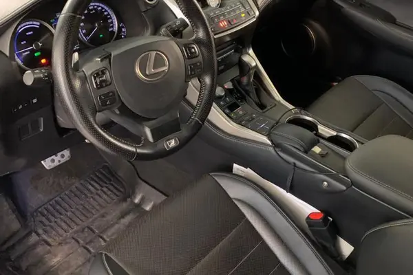 لکسوس NX هیبرید 300H - 2017