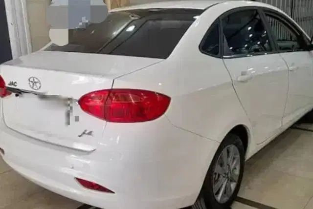 جک J4 اتوماتیک ساده - 1401