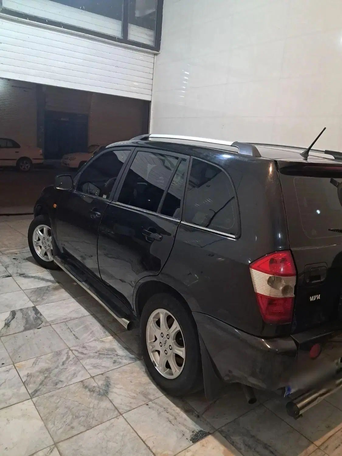 خودرو ام وی ام، X33 آگهی ann_20323509