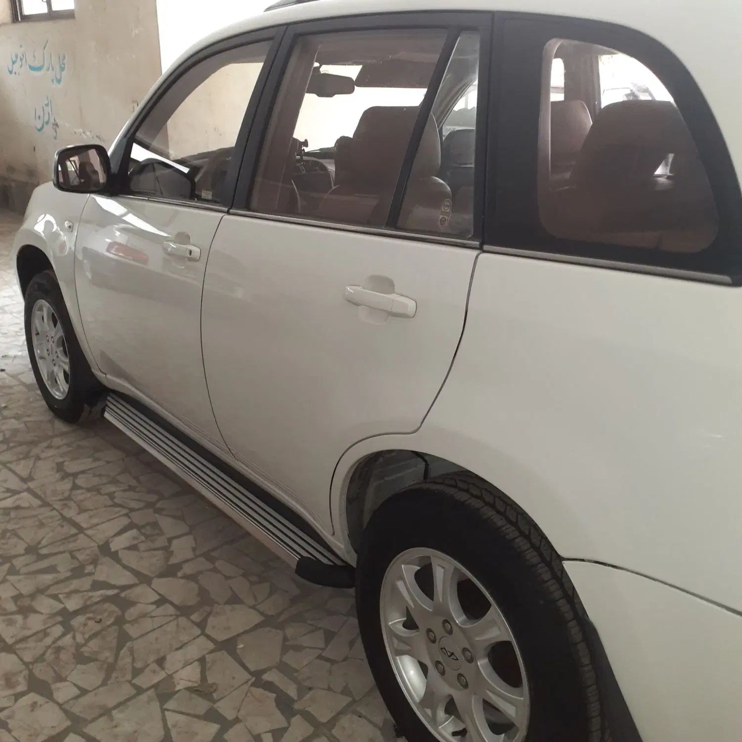 ام وی ام X33 دنده‌ای ساده - 1393