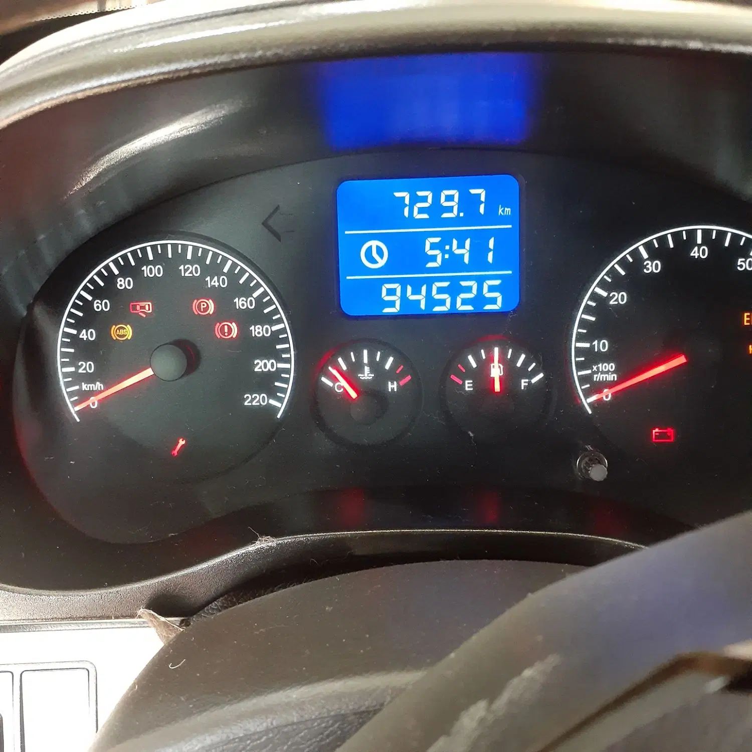 ام وی ام X33 دنده‌ای ساده - 1393