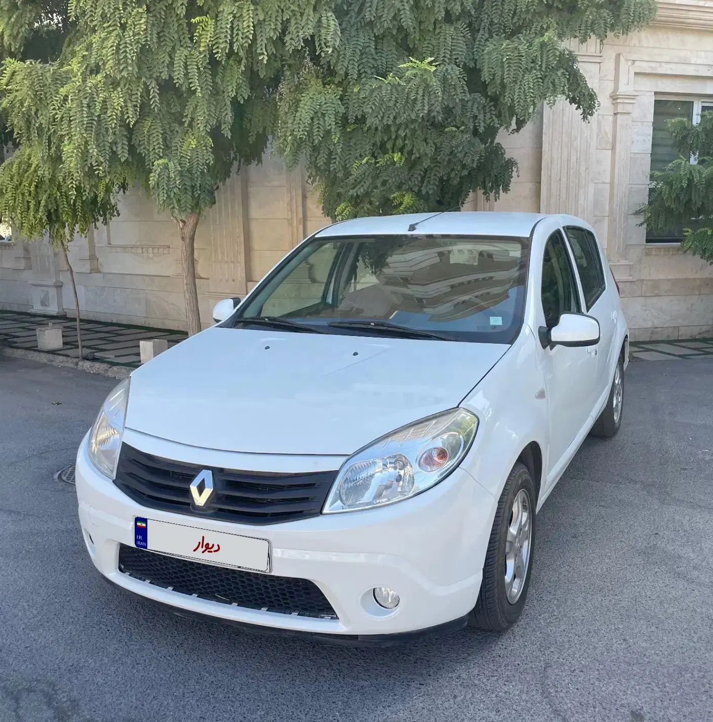 خودرو رنو، ساندرو آگهی ann_20324147