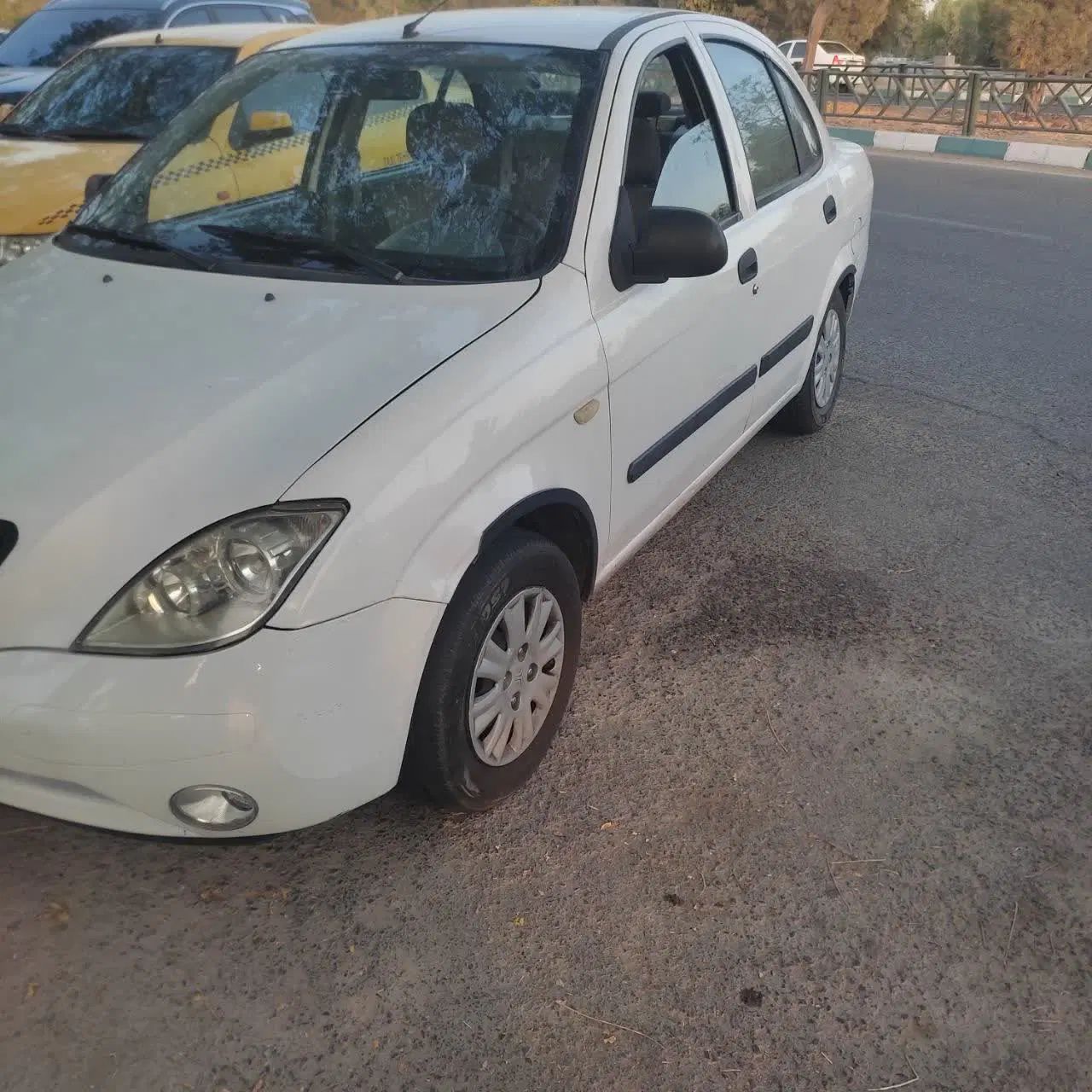 تیبا صندوق دار SX - 1400