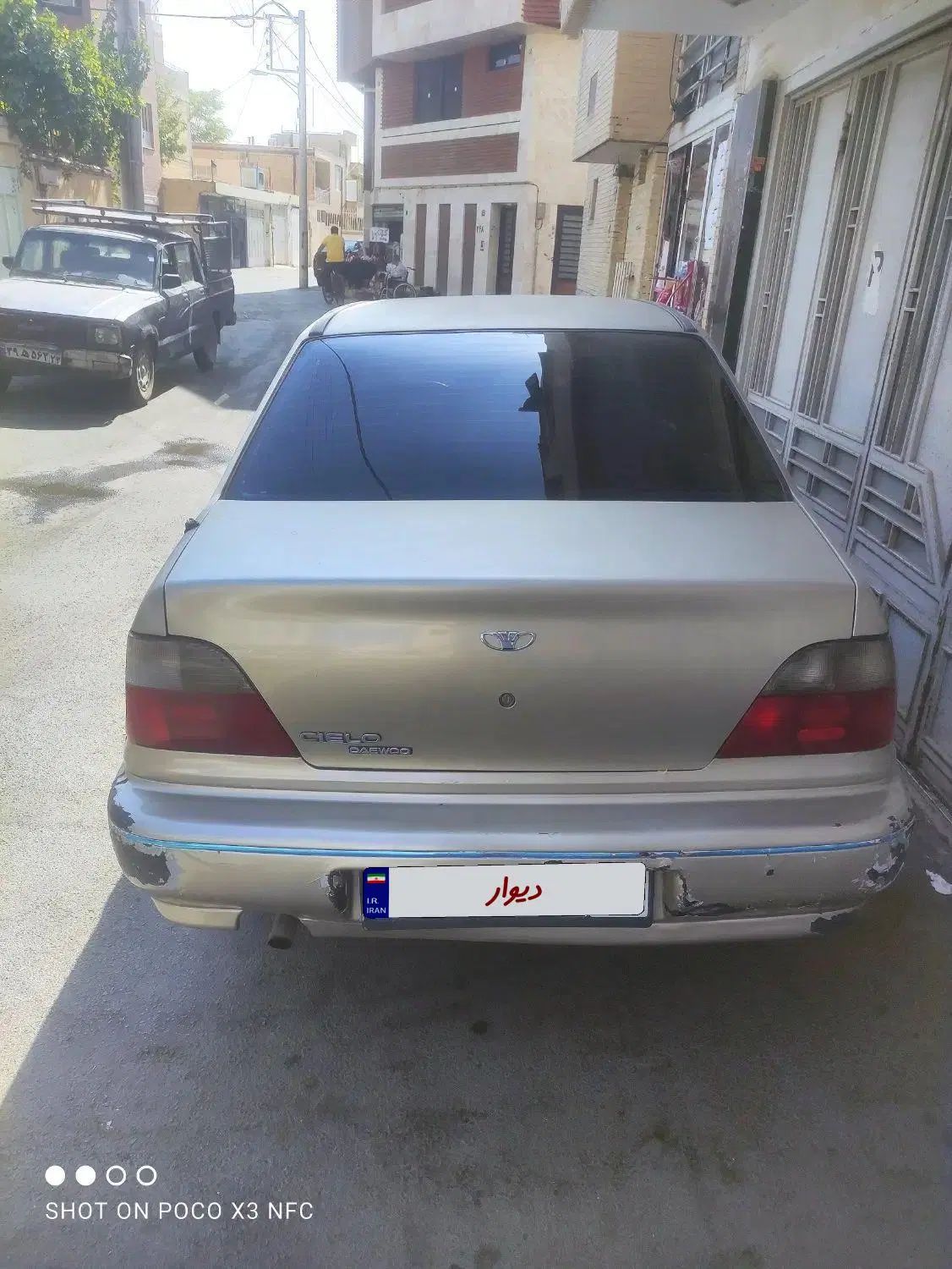 دوو سیلو سدان - 1382