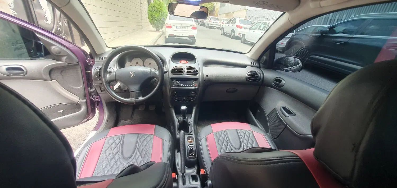 پژو ۲۰۶ صندوق دار v8 - 1391
