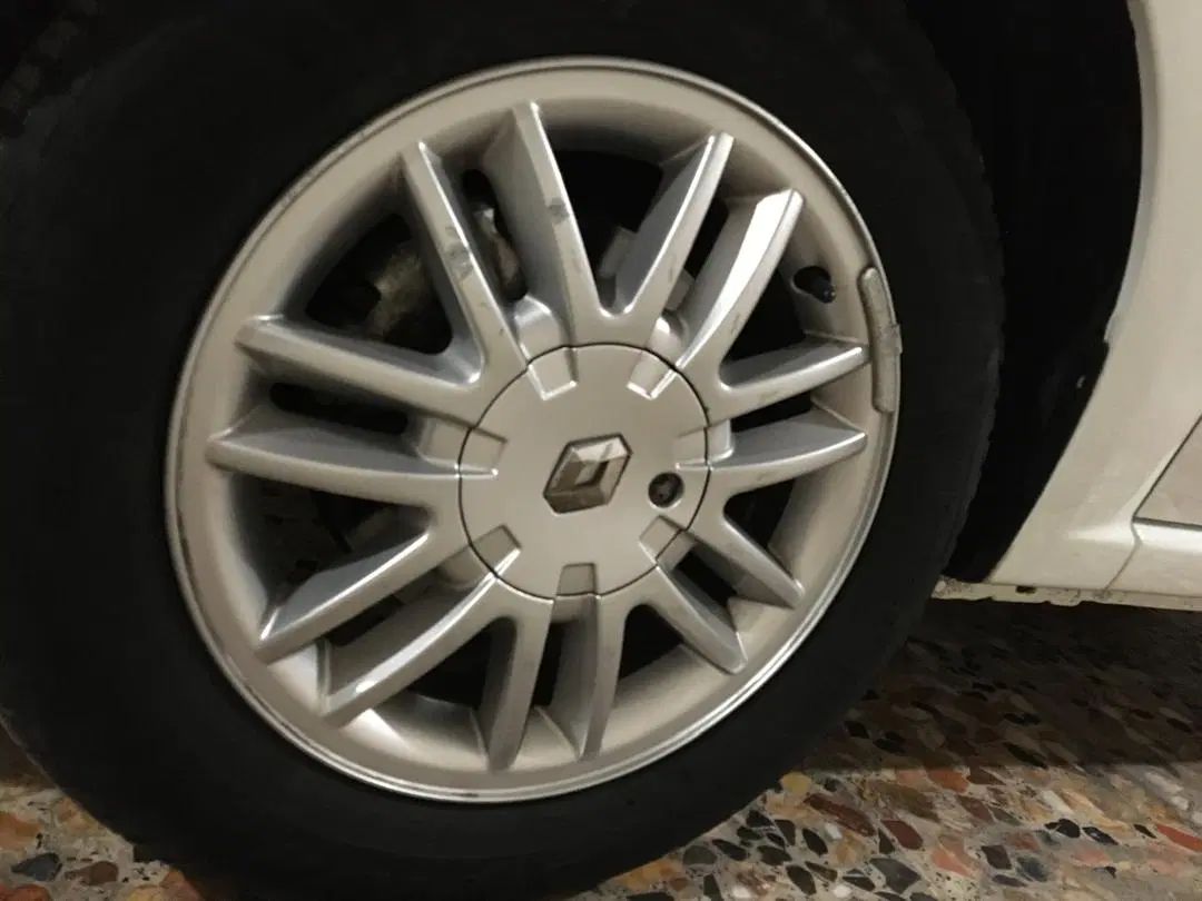رنو تندر 90 E2 - 1396