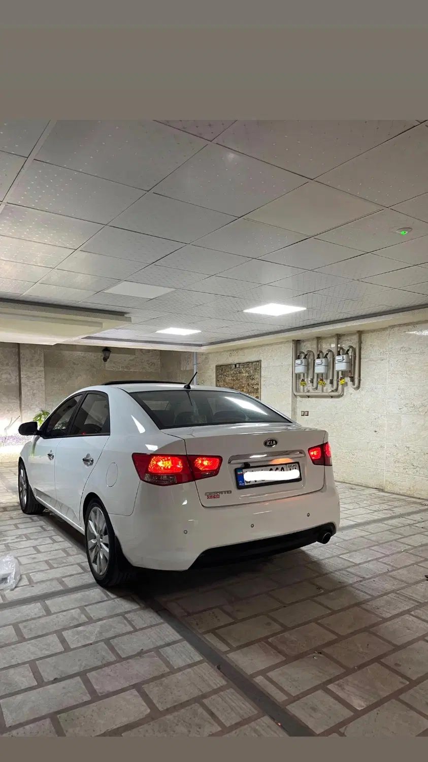 کیا سراتو 2.0 لیتر اتوماتیک GT لاین - 2012