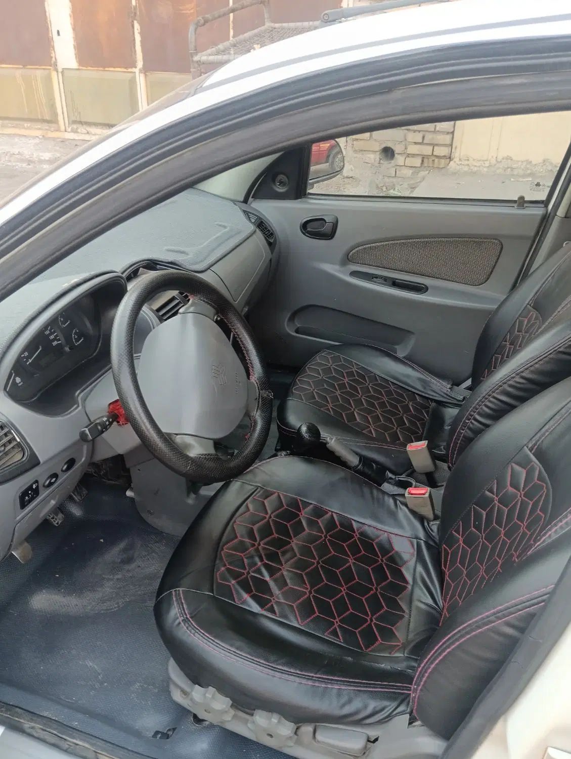 تیبا صندوق دار SX - 1396