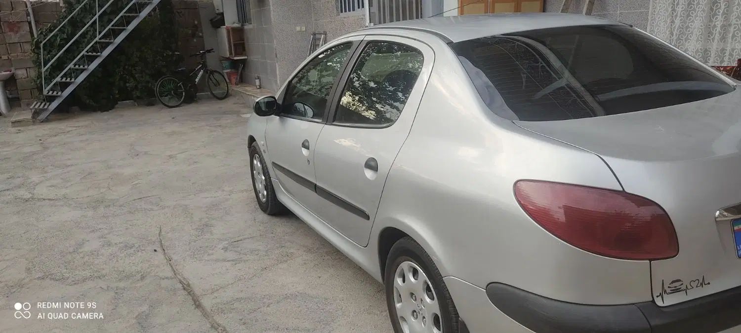 پژو ۲۰۶ صندوق دار v8 - 1386