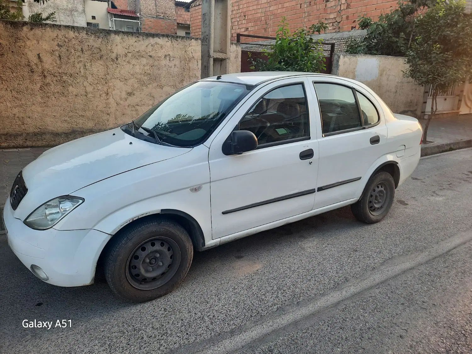 تیبا صندوق دار SX - 1400