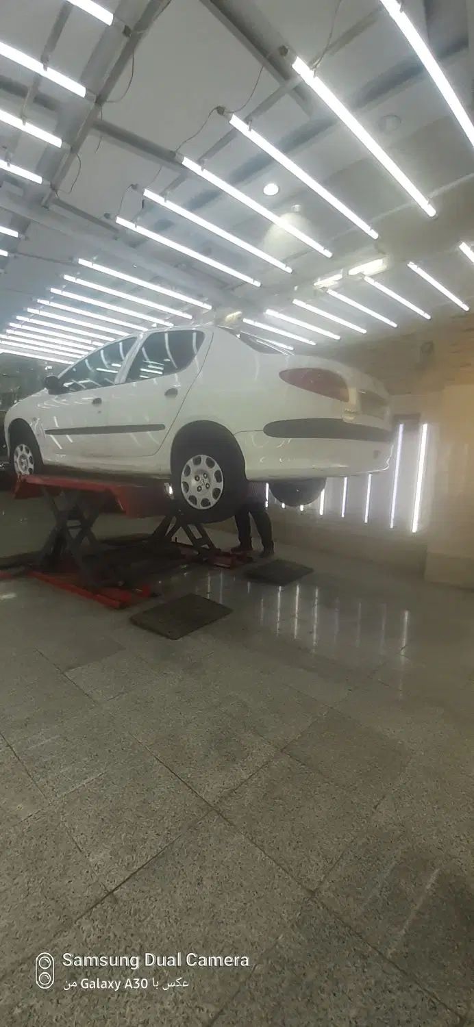 پژو ۲۰۶ صندوق دار v8 - 1395
