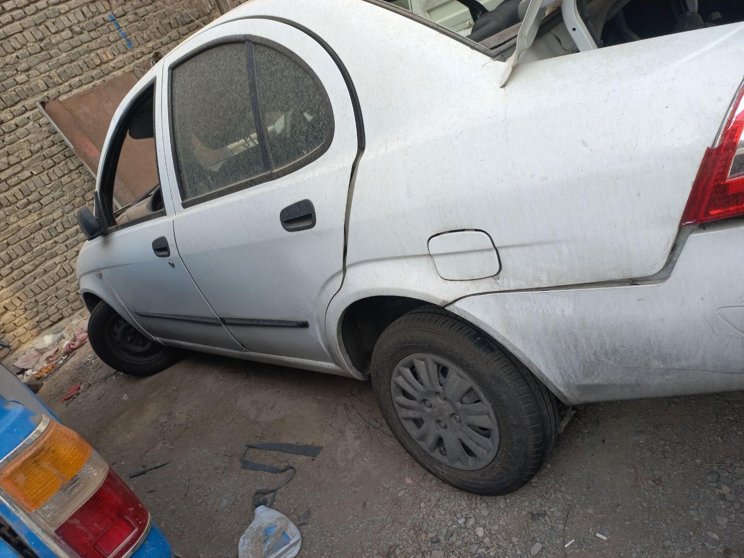تیبا صندوق دار SX - 1396