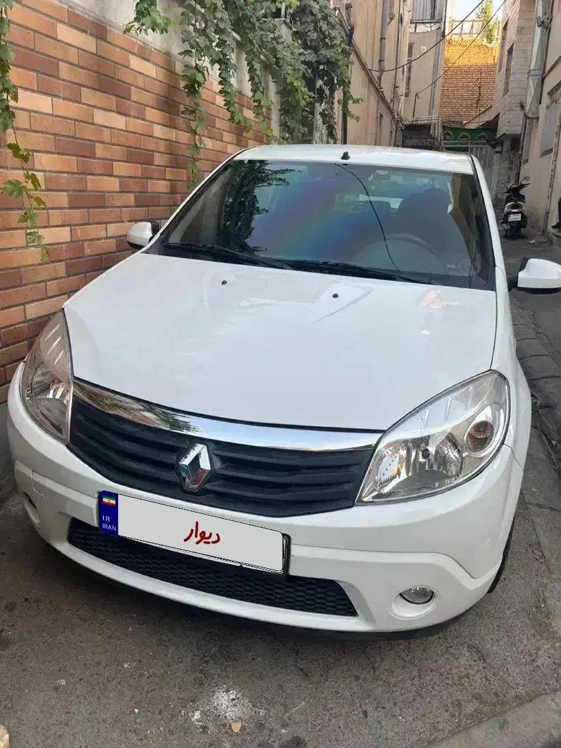 رنو ساندرو اتوماتیک - 1395