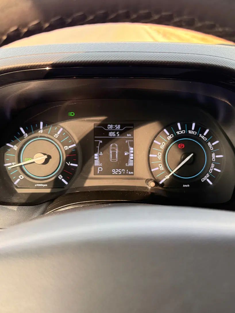 ام وی ام X33 S اتوماتیک اسپرت - 1396
